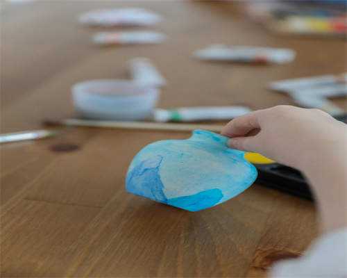 中国代怀助孕行情解析：北京与上海代怀机构选择指南